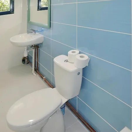 In With Private Beach, Cleaning Included